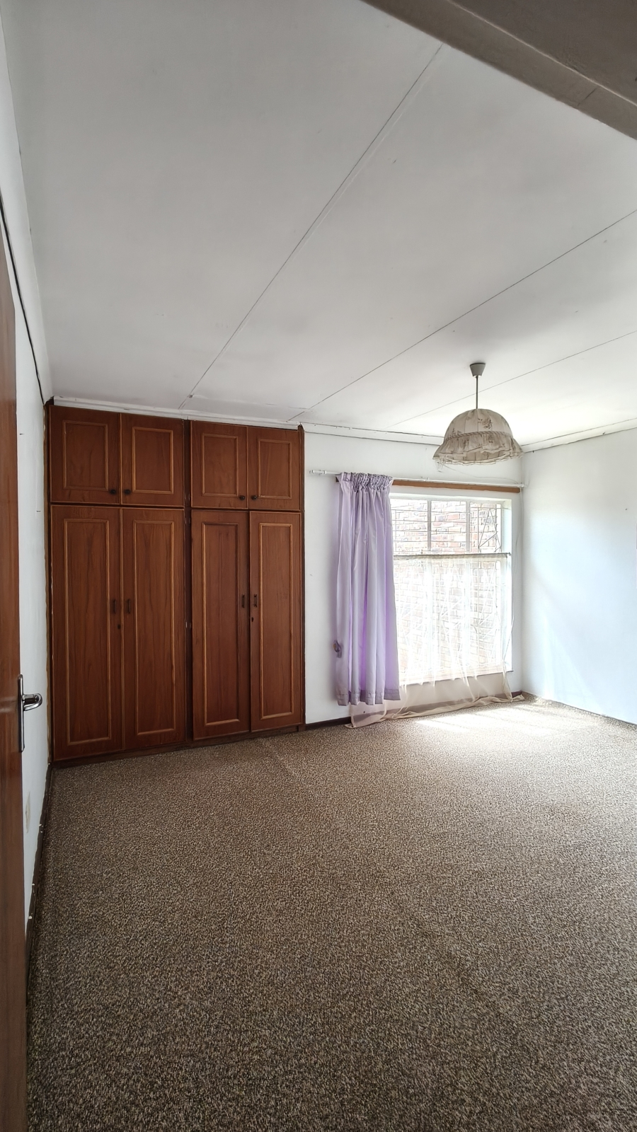 5 Bedroom Property for Sale in Hennenman Free State